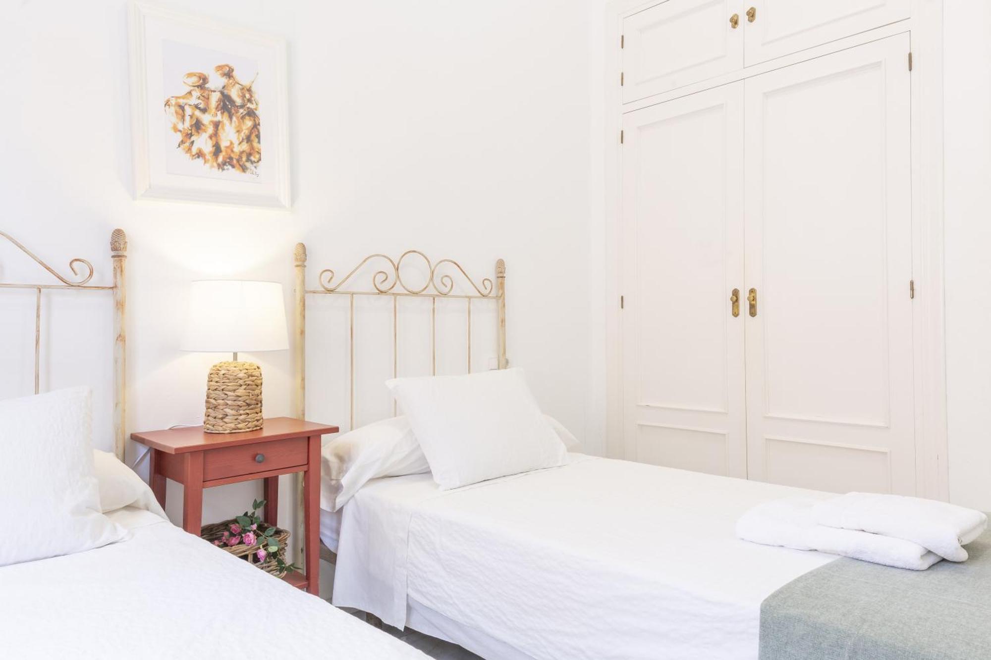 Amplio Apartamento En Playa De Regla 2 チピオナ エクステリア 写真